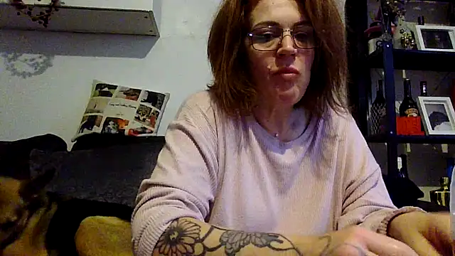 RubyyRosee online show from 12-14-25, 11:04