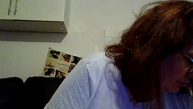 RubyyRosee online show from 05-05-26, 05:48