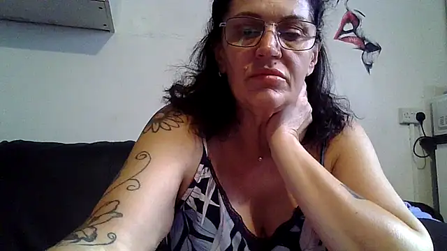 RubyyRosee online show from 07-02-26, 06:19