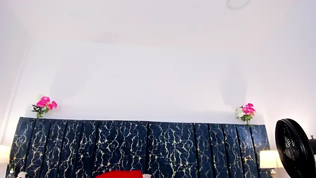 Snapshot of katte_landerr chatting on 05-29-26, 12:58 katte landerr online show from 05-29-26, 12:58