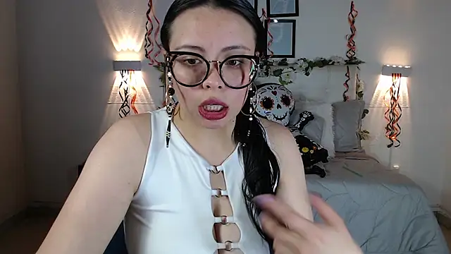 Megan 05  online show from 11-09-25, 06:50