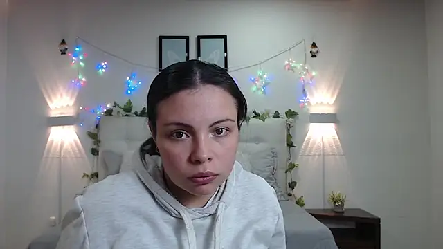 Megan 05  online show from 05-13-26, 07:00