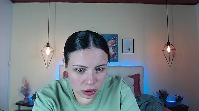 Megan 05  online show from 06-22-26, 07:33