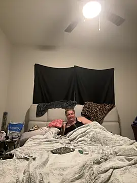 BigMfLuther online show from 11-15-25, 04:32