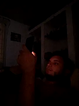 Snapshot of Hotguys111 chatting on 09-20-25, 04:35 Hotguys111 online show from 09-20-25, 04:35