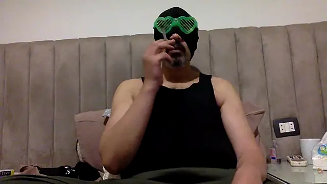 CaiBull online show from 06-07-26, 08:23