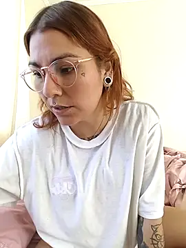 Snapshot of xjuanaxmaldadxxx chatting on 11-29-25, 12:30 xjuanaxmaldadxxx online show from 11-29-25, 12:30