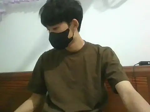 Minh online show from 11-07-25, 01:11