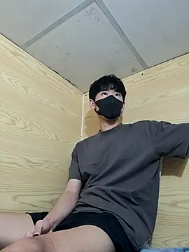 Minh online show from 12-15-25, 03:38