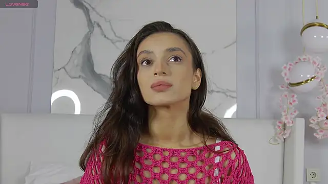 AdoraCortes online show from 09-22-25, 04:58