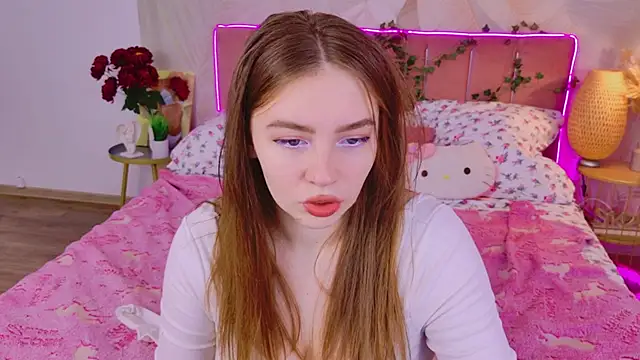 Moon  Bunny online show from 10-03-25, 03:09