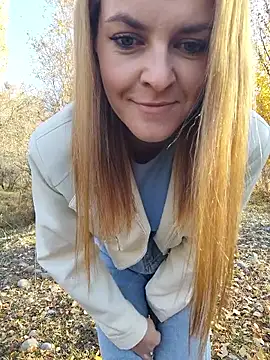 YOOUR EVAA online show from 10-22-25, 10:15