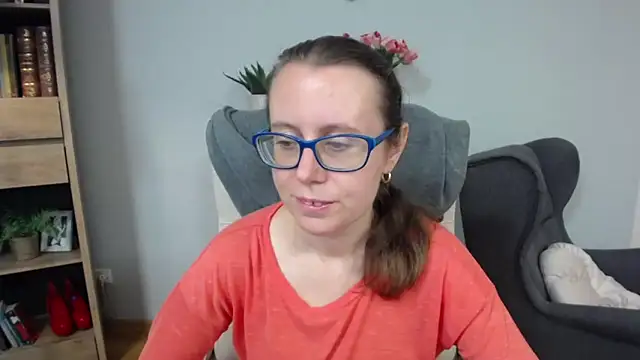 sweetxLizzy online show from 05-20-26, 04:29