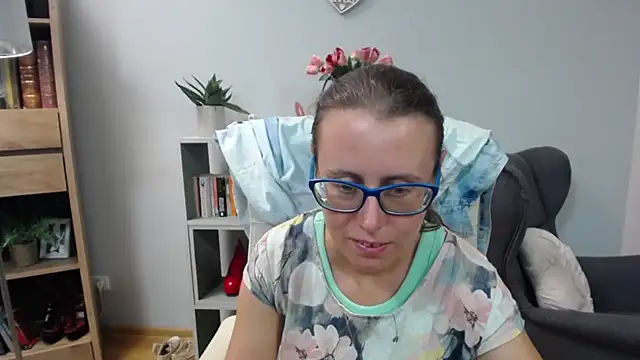 Snapshot of sweetxLizzy chatting on 07-02-26, 04:29 sweetxLizzy online show from 07-02-26, 04:29