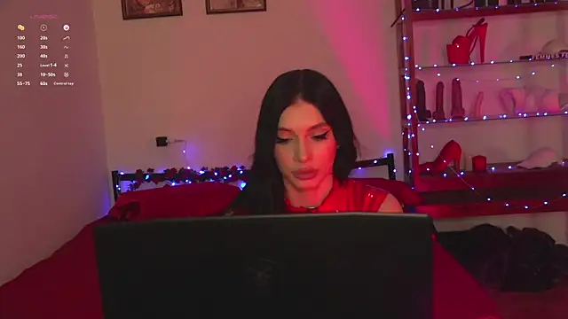 Olivia Faye online show from 05-18-26, 05:52