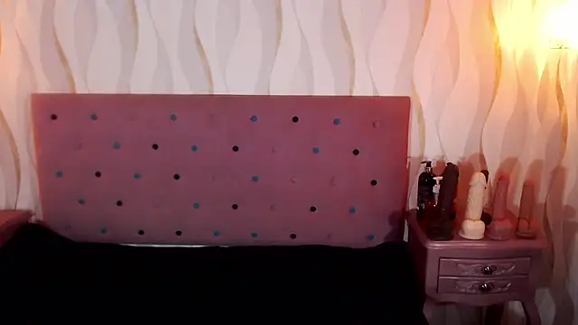 Naomi Braunx online show from 07-17-26, 04:56