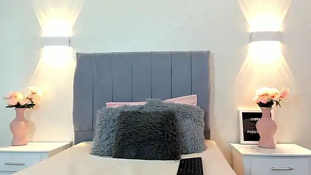 Emiily cooper x online show from 10-10-25, 02:16