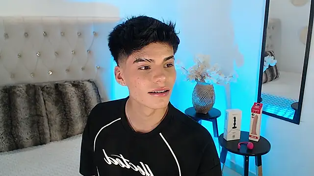 Dulcey  online show from 09-10-25, 04:23