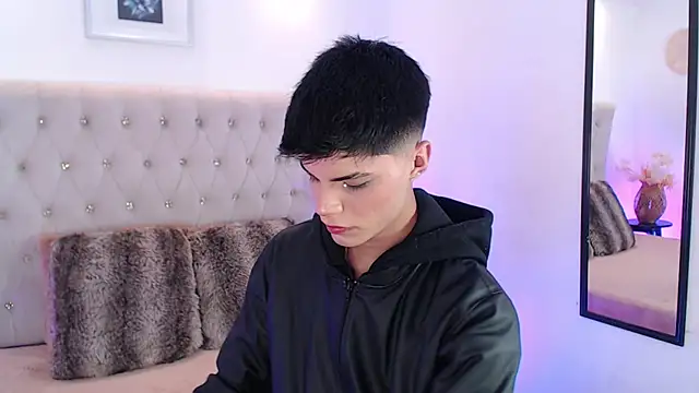 Dulcey  online show from 11-06-25, 04:02