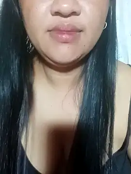 hotolivia34 online show from 10-21-25, 06:30