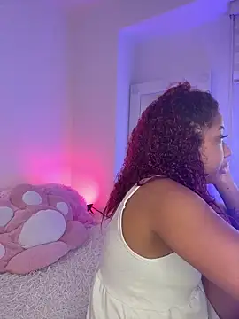 Snapshot of _Zahara_ chatting on 01-14-26, 11:09 Zahara online show from 01-14-26, 11:09