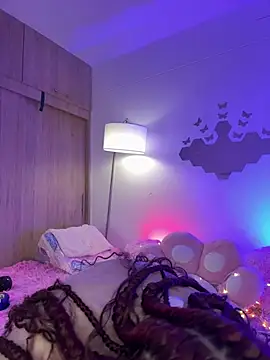 Snapshot of _Zahara_ chatting on 02-22-26, 11:03 Zahara online show from 02-22-26, 11:03