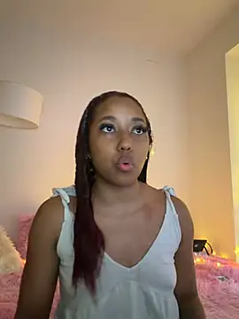  Zahara  online show from 07-31-26, 11:04