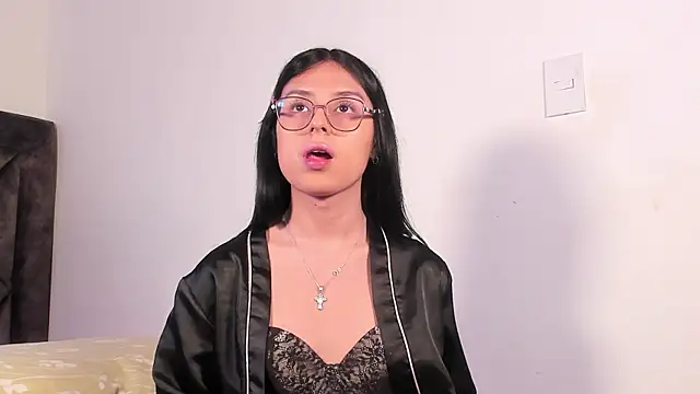 Snapshot of SamanthaRivas_ chatting on 09-21-25, 09:38 SamanthaRivas online show from 09-21-25, 09:38