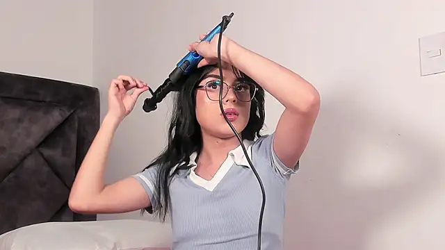 Snapshot of SamanthaRivas_ chatting on 09-26-25, 11:31 SamanthaRivas online show from 09-26-25, 11:31