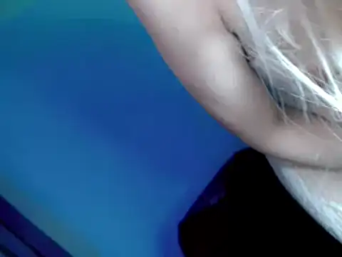 Snapshot of coffe_cat28 chatting on 09-12-25, 02:00 coffe cat28 online show from 09-12-25, 02:00