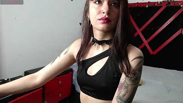 Snapshot of hecate_dark chatting on 04-16-26, 10:49 hecate dark online show from 04-16-26, 10:49