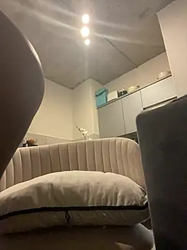 prettydollyy online show from 04-22-26, 10:28