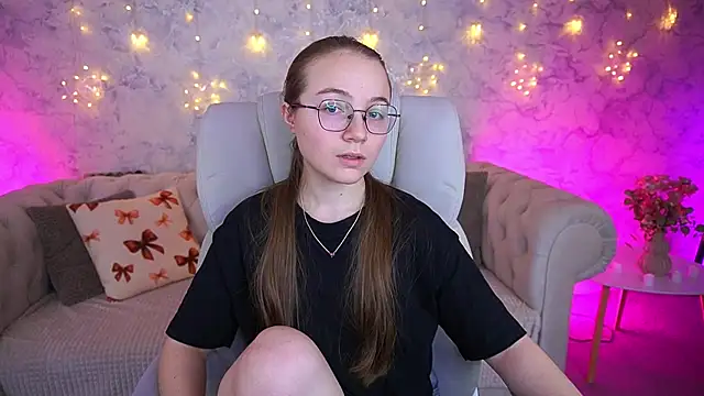 ArrinaWairr online show from 04-01-26, 06:47