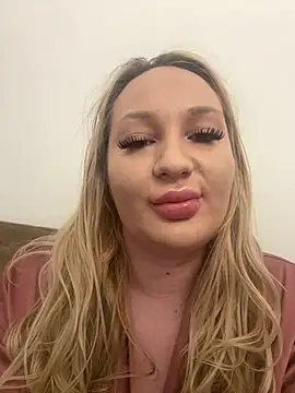 Snapshot of NellyExtraa chatting on 07-16-26, 01:28 NellyExtraa online show from 07-16-26, 01:28
