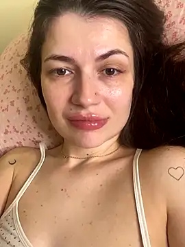 Snapshot of Cute_Erika chatting on 11-26-25, 10:49 Cute Erika online show from 11-26-25, 10:49