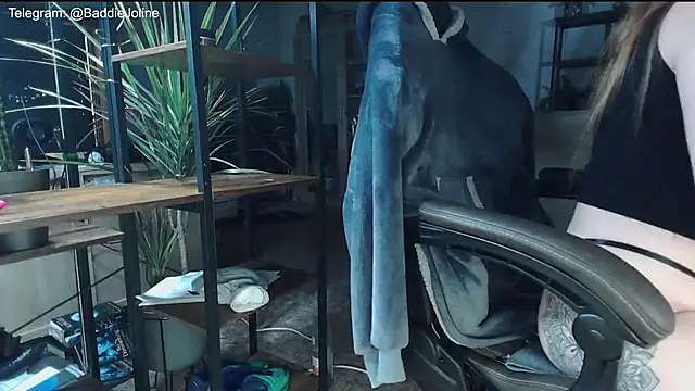 BaddieJoline online show from 11-13-25, 07:02