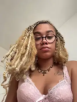 sexentrevoisin online show from 03-05-26, 01:51