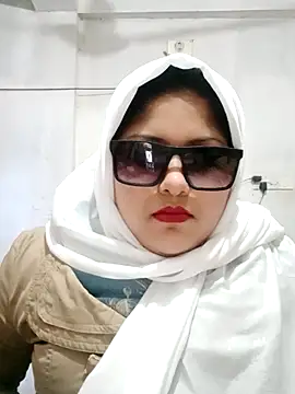 Nusrat-N online show from 01-06-26, 05:44