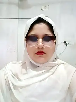 Nusrat-N online show from 06-06-26, 10:53