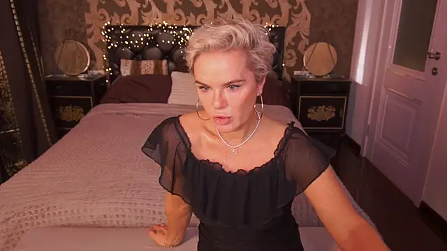 PleasureWeCouple online show from 04-10-26, 05:56