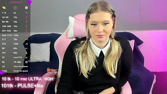 Snapshot of marmelana199 chatting on 02-17-25, 10:29 marmelana199 online show from 02-17-25, 10:29