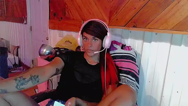 Snapshot of HTXBBY3130 chatting on 09-12-25, 05:57 HTXBBY3130 online show from 09-12-25, 05:57