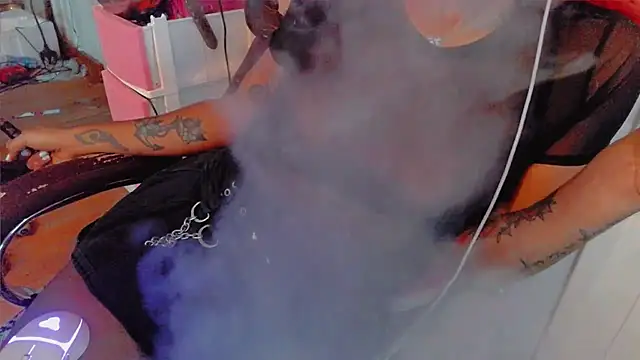 Snapshot of HTXBBY3130 chatting on 09-13-25, 08:14 HTXBBY3130 online show from 09-13-25, 08:14