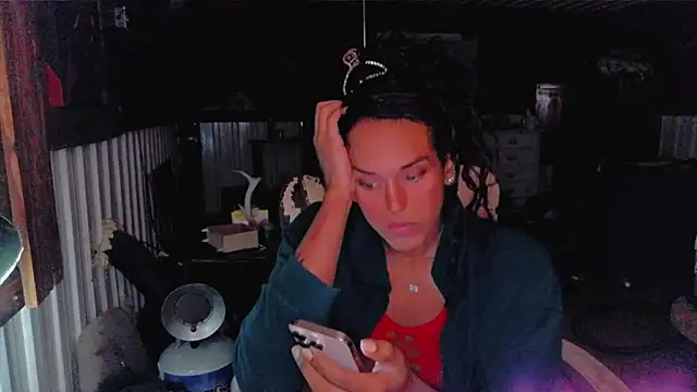 Snapshot of HTXBBY3130 chatting on 10-13-25, 11:32 HTXBBY3130 online show from 10-13-25, 11:32