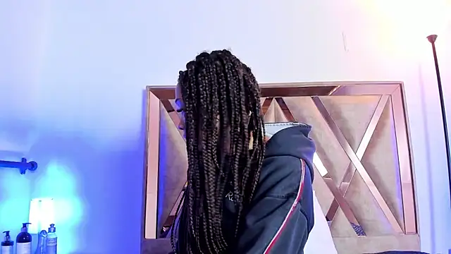 Katy ortiiz online show from 11-17-25, 11:38