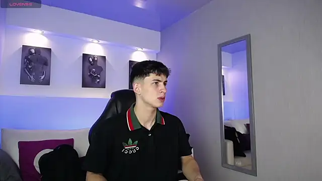 AdrianRinaldi online show from 09-13-25, 08:08