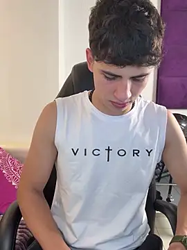 AdrianRinaldi online show from 11-13-25, 08:08