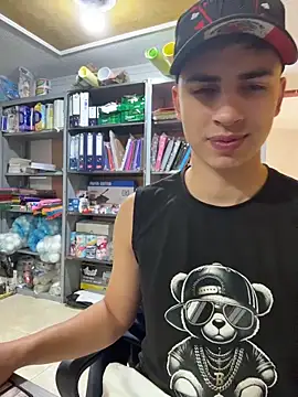 AdrianRinaldi online show from 06-03-26, 02:33