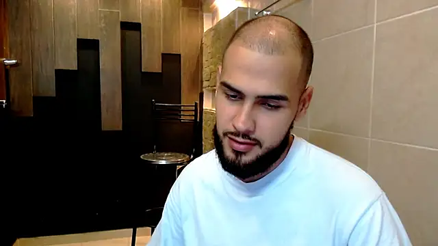 Marcus Soler online show from 09-30-25, 01:38