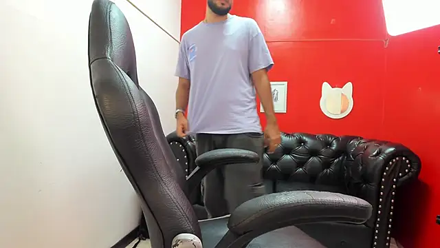 Marcus Soler online show from 11-21-25, 04:05